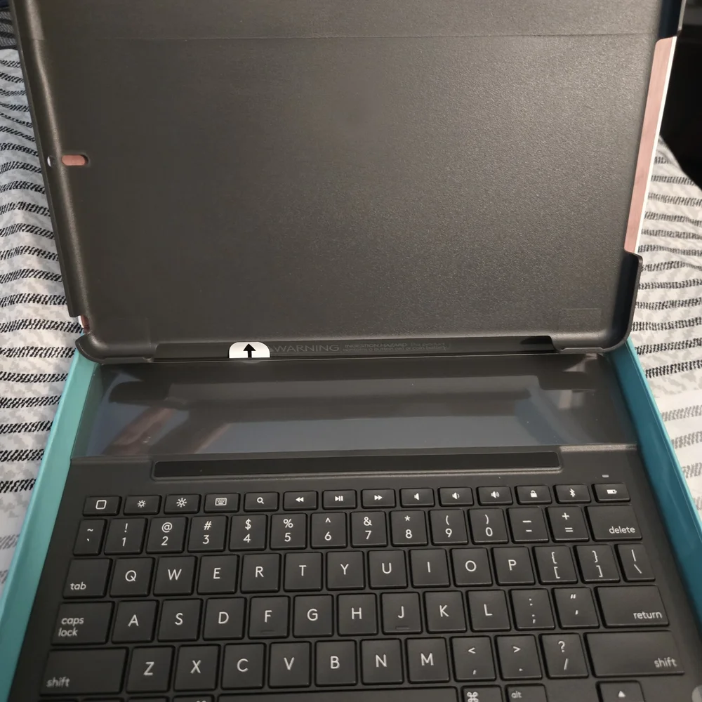 Logitech Slim Folio Tablet Keyboard Case